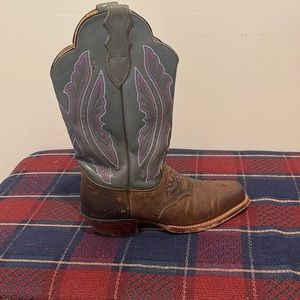 Justin cowgirl boots western style